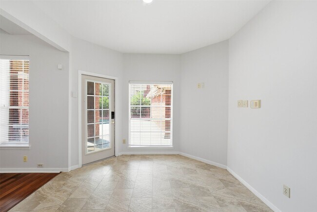 Building Photo - 4003 Bountiful Crest Ln