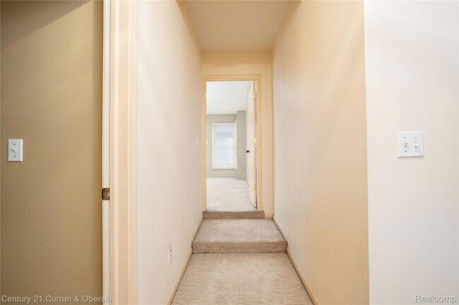 Building Photo - 42104 Echo Forest Dr