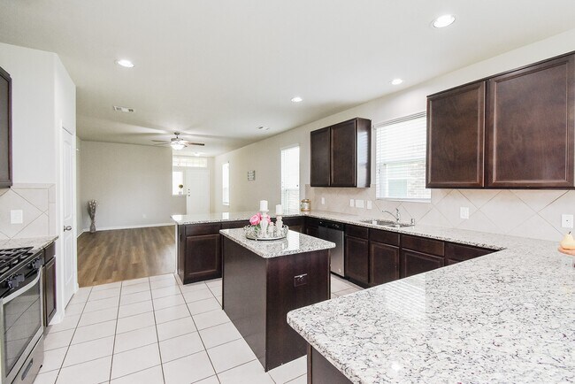 Building Photo - 24914 Alberti Sonata Dr