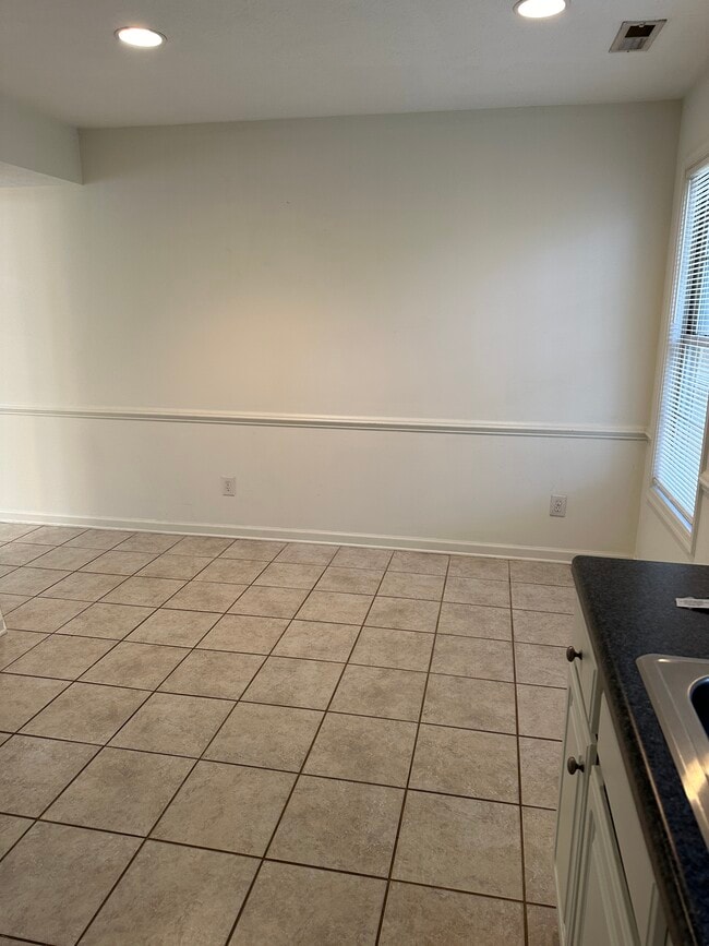 Similar to Photo - 2004 Wards Ferry Rd