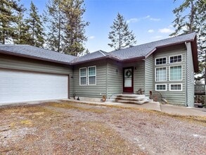 Building Photo - Spacious 5 Bedroom / 3 Bathroom Home for Rent in Lakeside, Montana