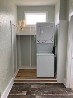 Laundry Center - 315 S Franklin St