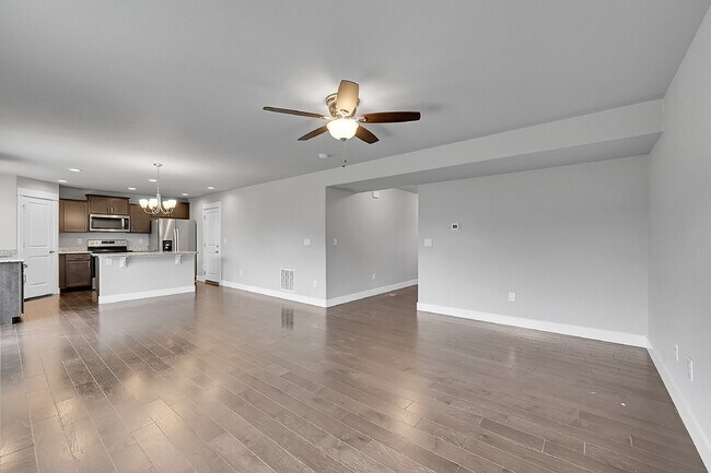 Building Photo - $2,300.00, 3 Beds, 2.5 Baths, Single Famil...