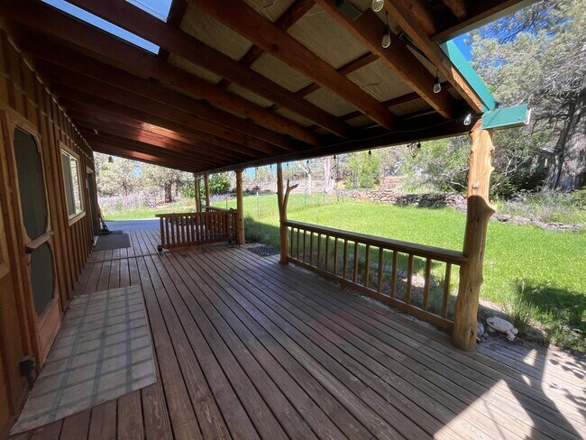 Building Photo - Custom Rustic 4-Bdr on beautiful 5 acres with Greenhouse in Sisters!
