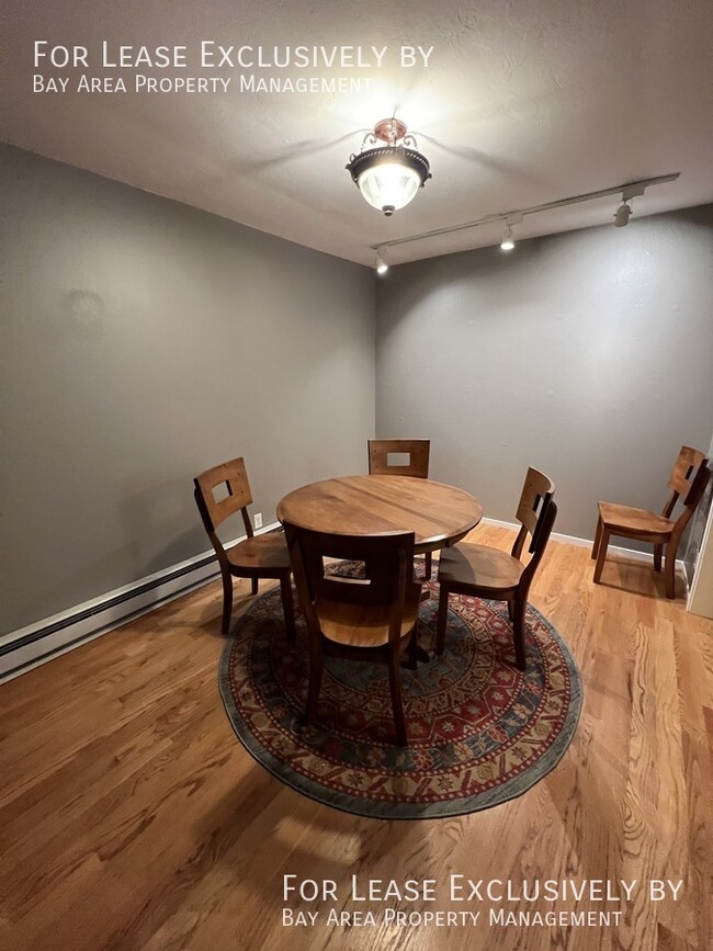 Building Photo - Pet-friendly, ground floor 2BR/2BA condo n...