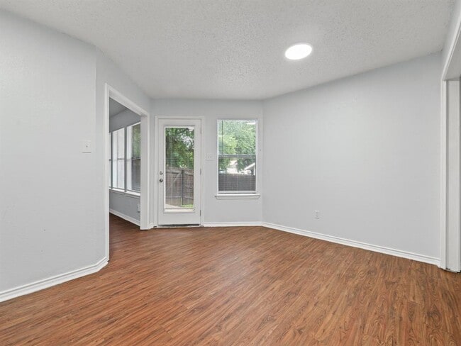 Building Photo - 1816 Rawhide Loop