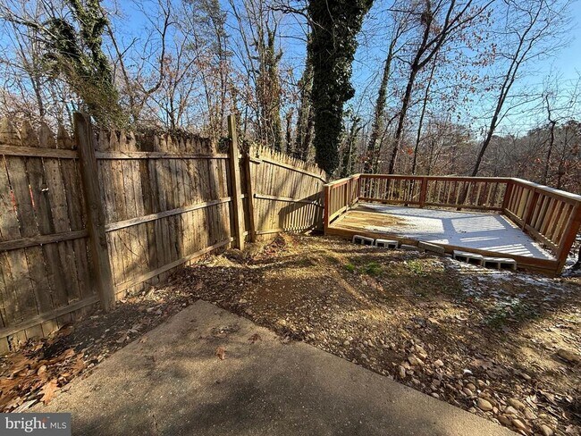 Building Photo - 534 Olde Greenwich Cir