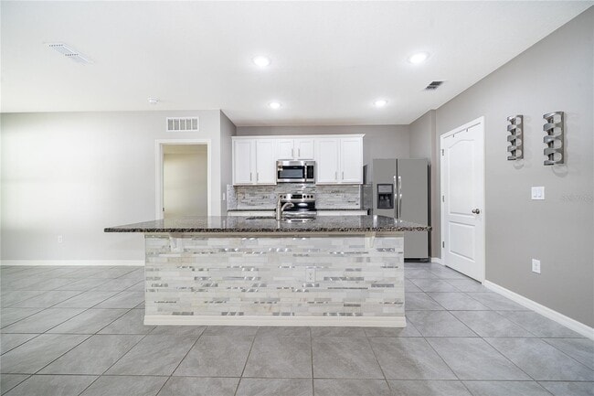 Building Photo - 3102 Bethpage Loop