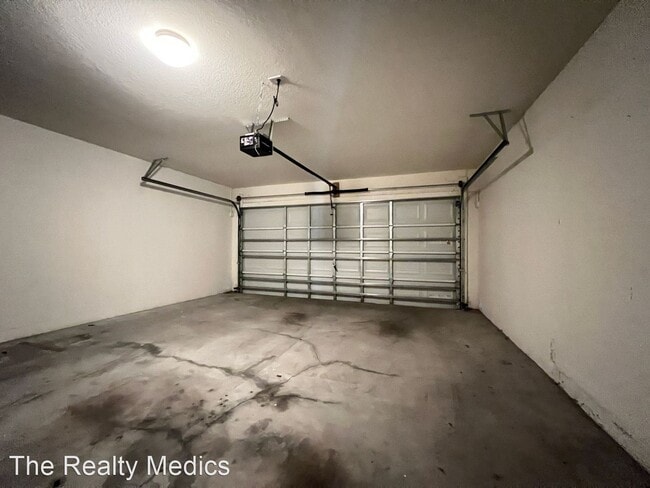 Building Photo - 3 br, 2 bath House - 4815 Summerfield Cir