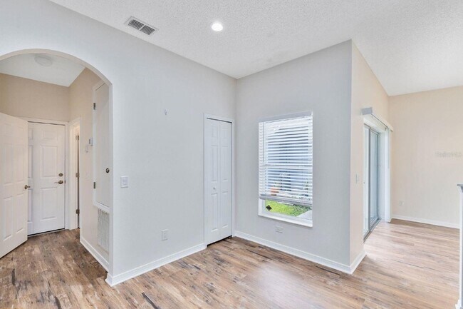 Building Photo - 14041 Wild Majestic St