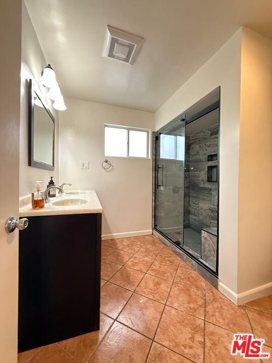 Building Photo - 10642 Samoa Ave