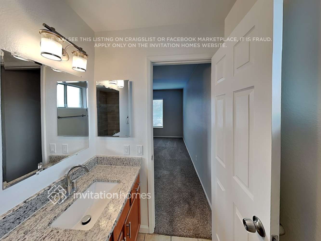 Building Photo - 4709 W Paradise Ln