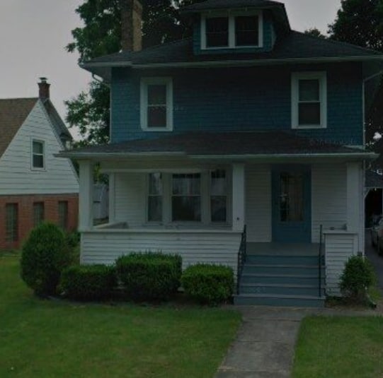 Front of house - 42 Howard Ave