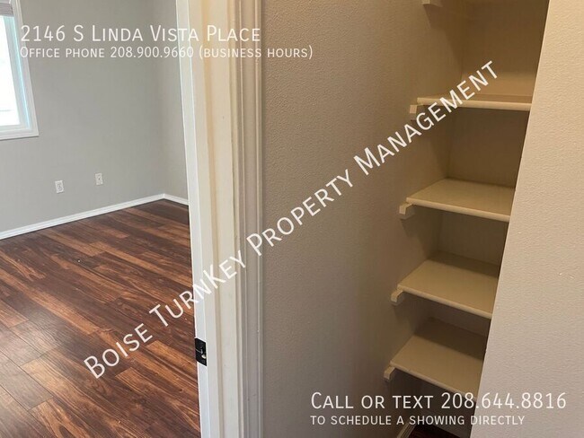 Building Photo - 2146 S Linda Vista Pl