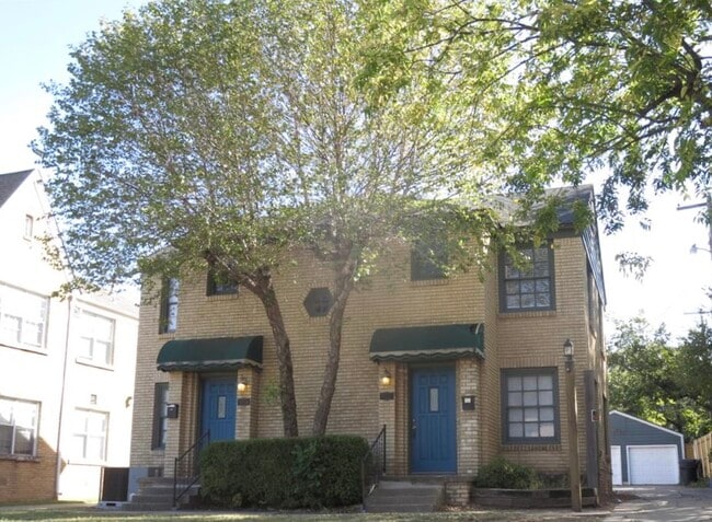 Primary Photo - 3312 N Robinson Ave