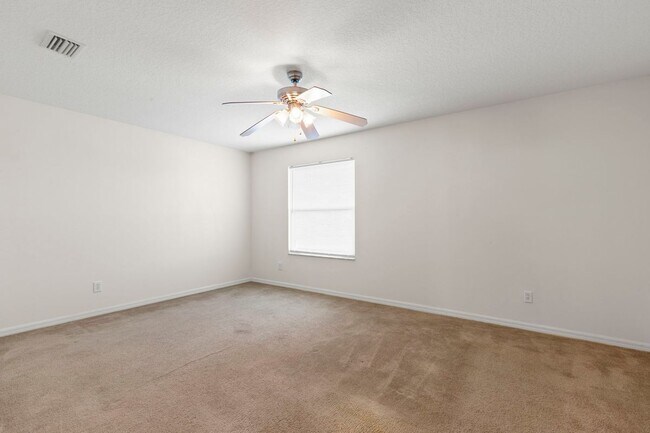 Building Photo - 11303 Village Brook Dr