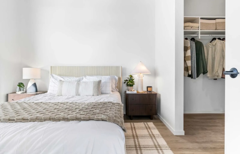 Building Photo - 255 N Elizabeth St