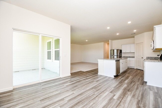 Building Photo - 5906 Bright Keel Dr