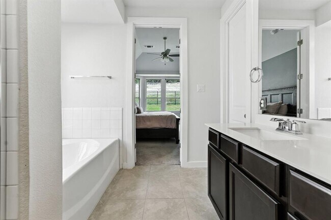 Building Photo - 8100 Copper Prairie Bend