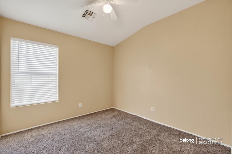 Building Photo - 5032 S Rovey Pkwy