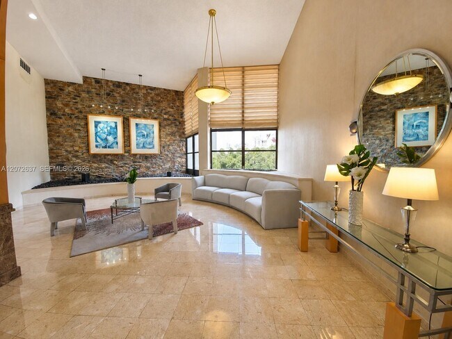Building Photo - 600 Parkview Dr
