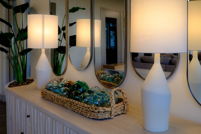 Building Photo - Delightful 3/2.5 condo in Rancho Cucamonga...