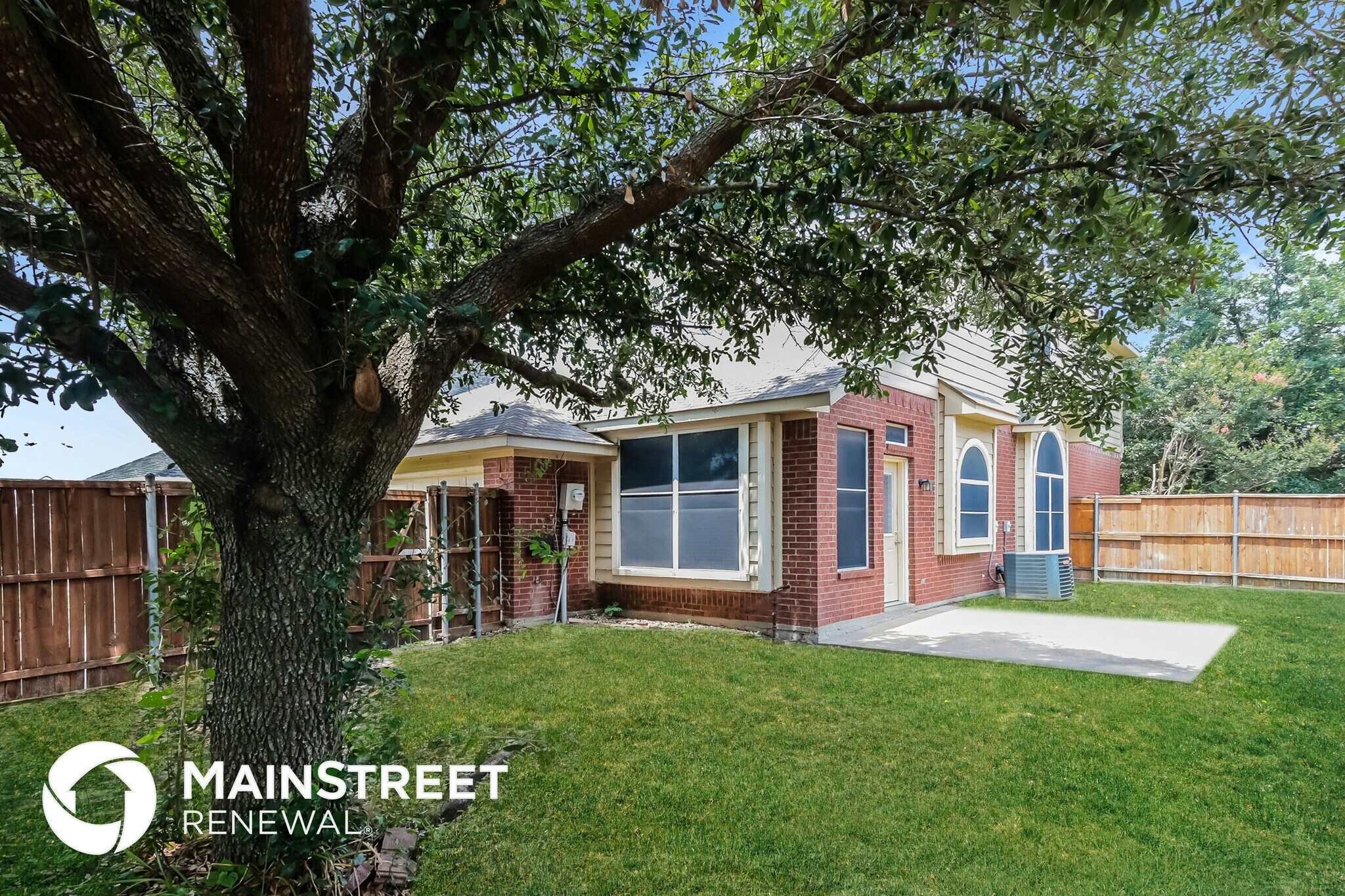 Building Photo - 1521 Cool Springs Dr