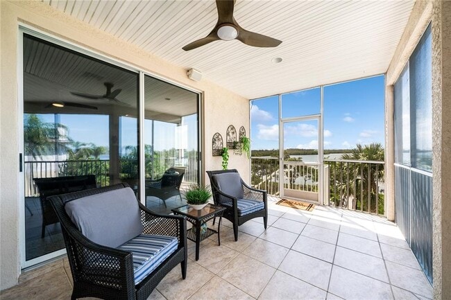 Building Photo - 1661 Seabreeze Dr