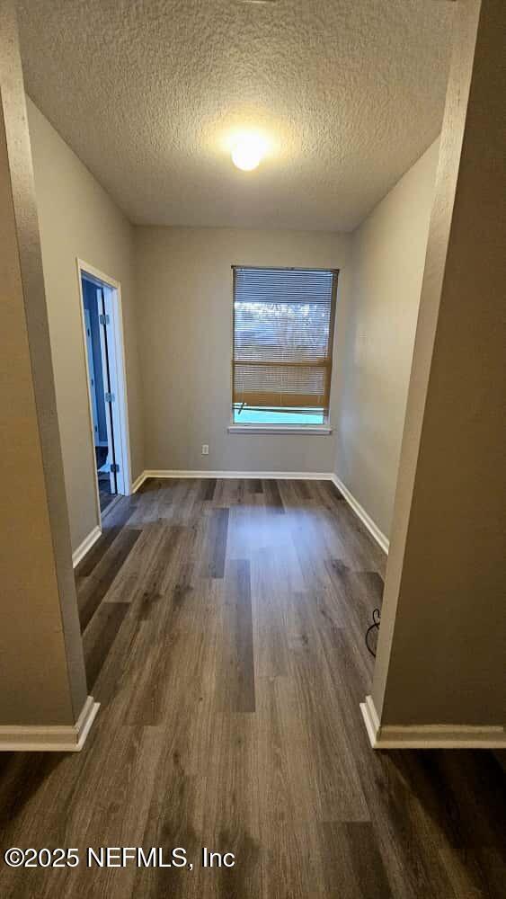 Building Photo - 709 Muskogee Ln