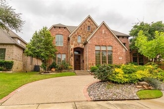 Building Photo - 2408 Lady of the Lake Blvd