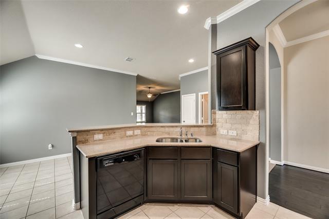 Building Photo - 556 Bromeliad Dr