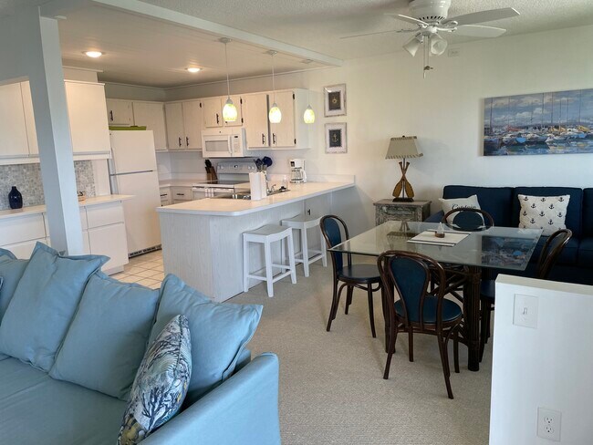Dining Area - 4501 S Atlantic Ave