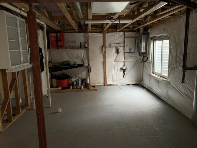 Building Photo - 20313 Vista Cir