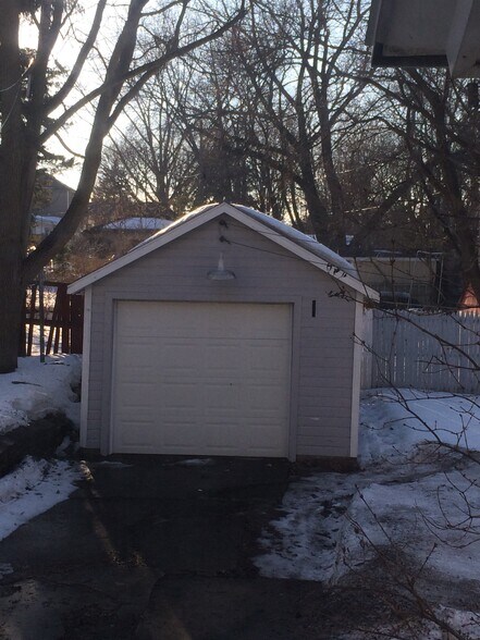 Building Photo - 145 Eastern Ave NE