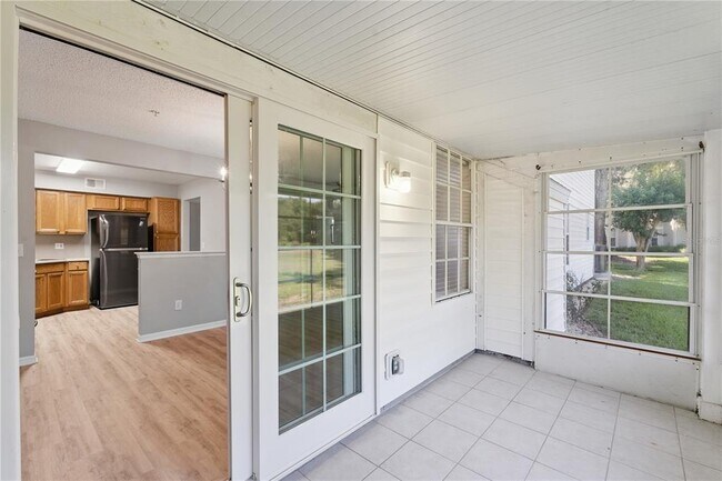 Building Photo - 930 Loch Carron Dr