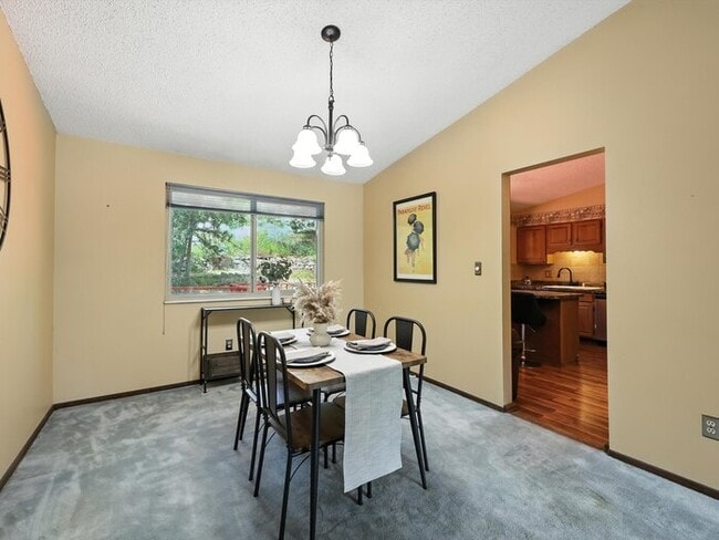 Building Photo - 6180 Garlock Way