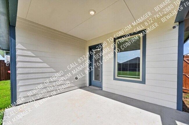 Building Photo - 6111 Shearwater Rd