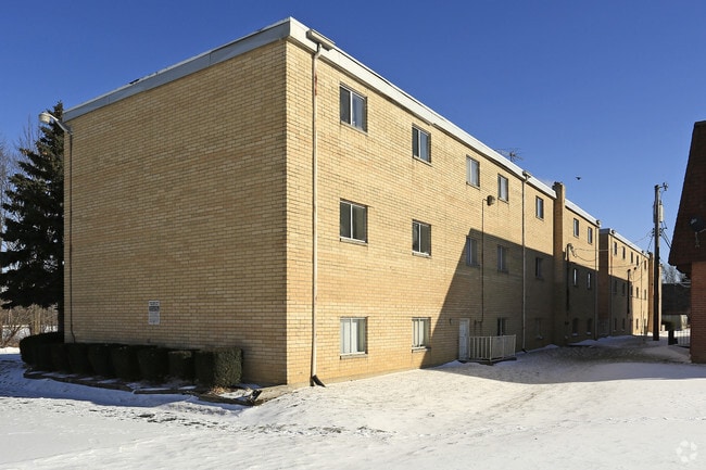 Building Photo - Oberlin Ave Apartments