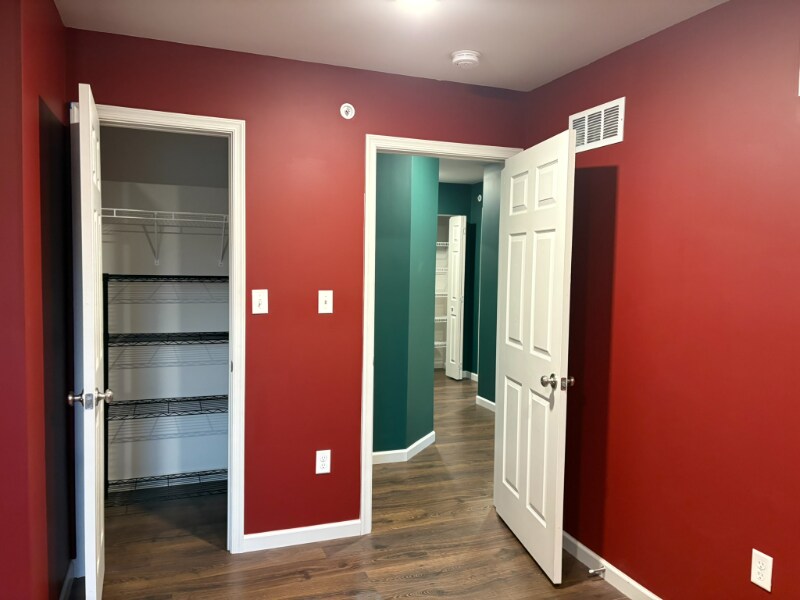 Building Photo - 3098 Goshen Dr