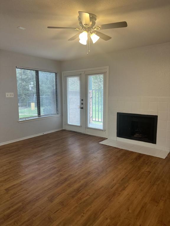 Building Photo - 2300 Balsam Dr