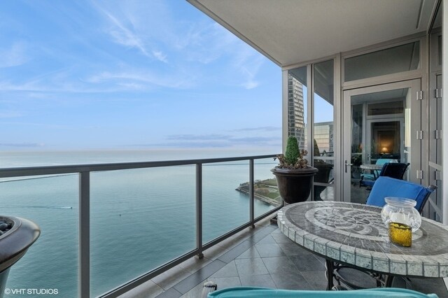 Primary Photo - 600 N Lake Shore Dr