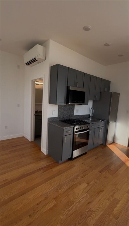 Building Photo - 52 Washington Ave