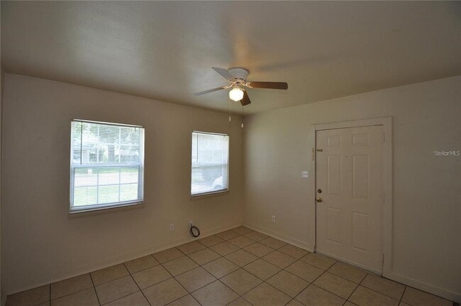 Building Photo - 211 Rose St