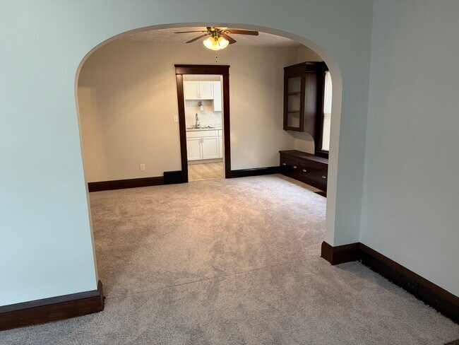 Building Photo - 11916 Browning Ave