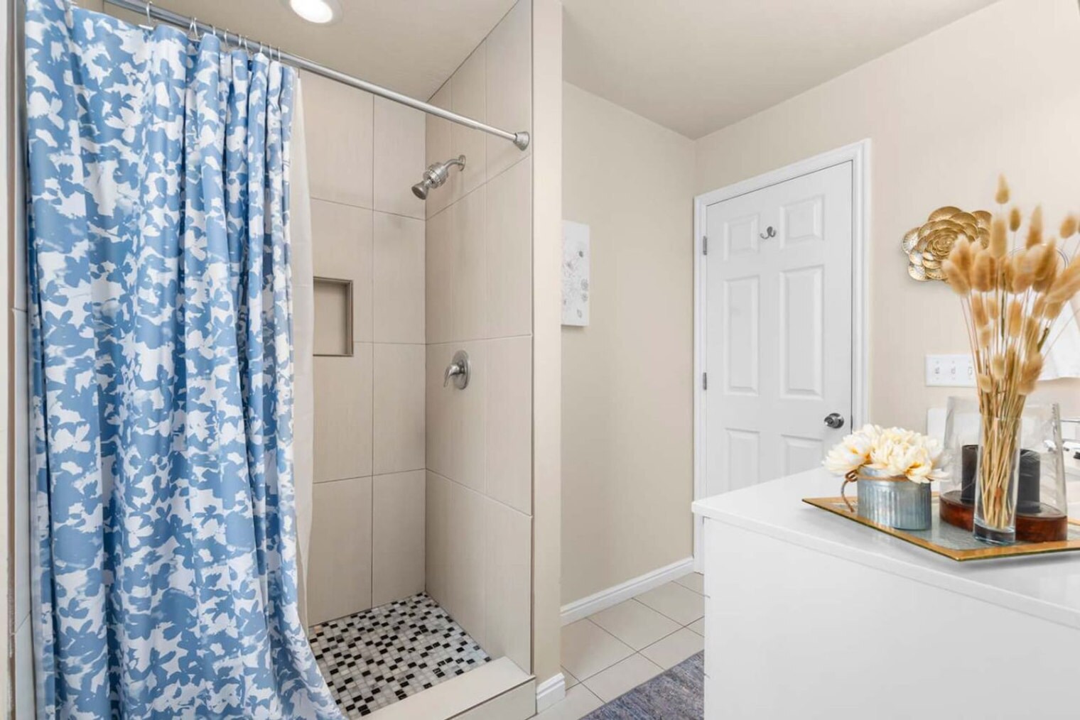 Building Photo - 2978 S Imperial St