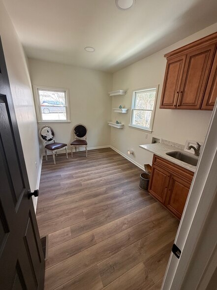 Laundry room - 117 Battery Way