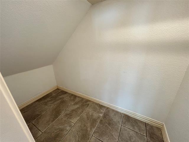 Building Photo - 204 Pearl Ln