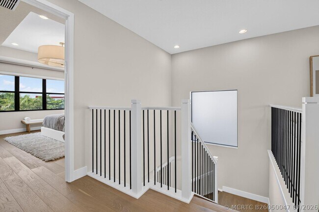 Building Photo - 8270 Essex Country Clb Dr