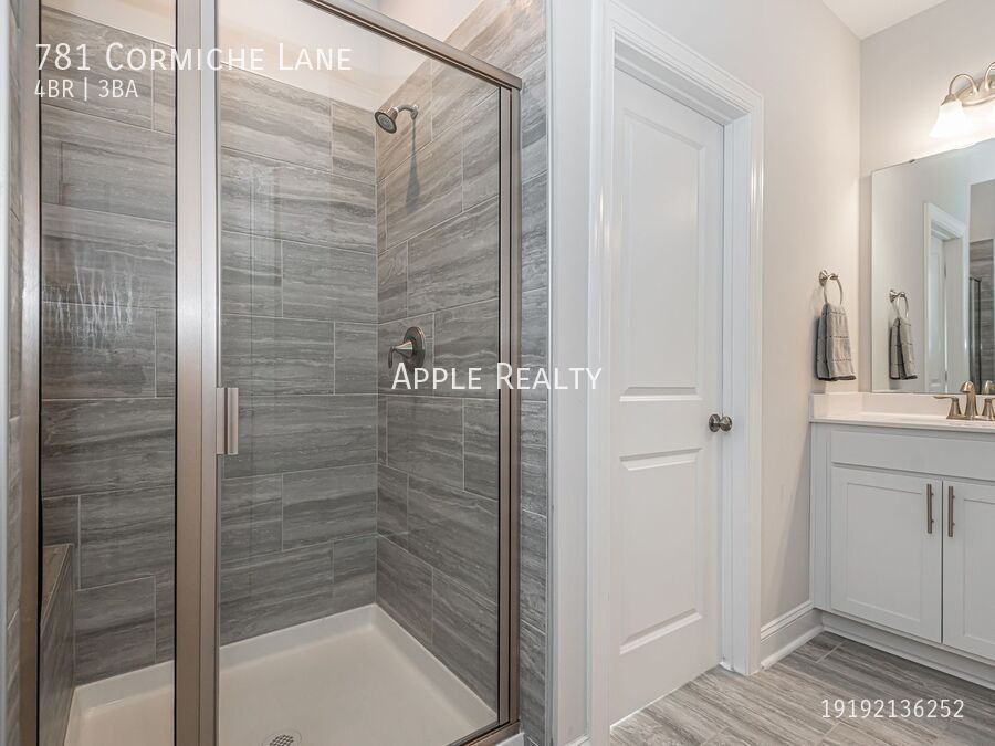 Building Photo - 781 Cormiche Ln