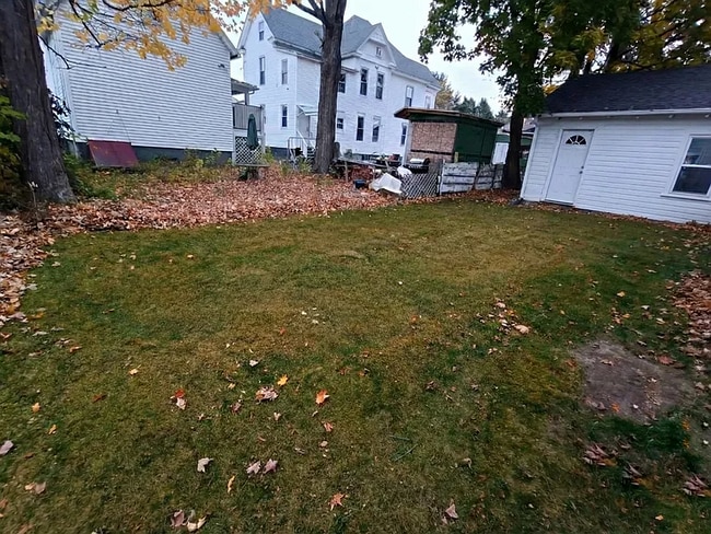 Building Photo - 5 Leonard Ave